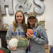 09/30/25 Chunky Knit Pumpkins Workshop 6pm