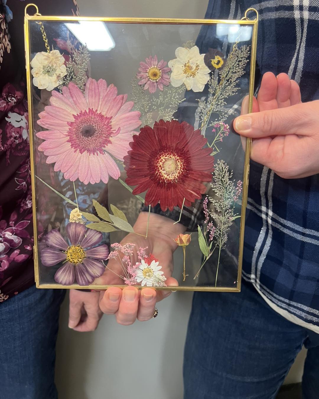 05/24/25 Pressed Wildflower Frames Workshop 6pm