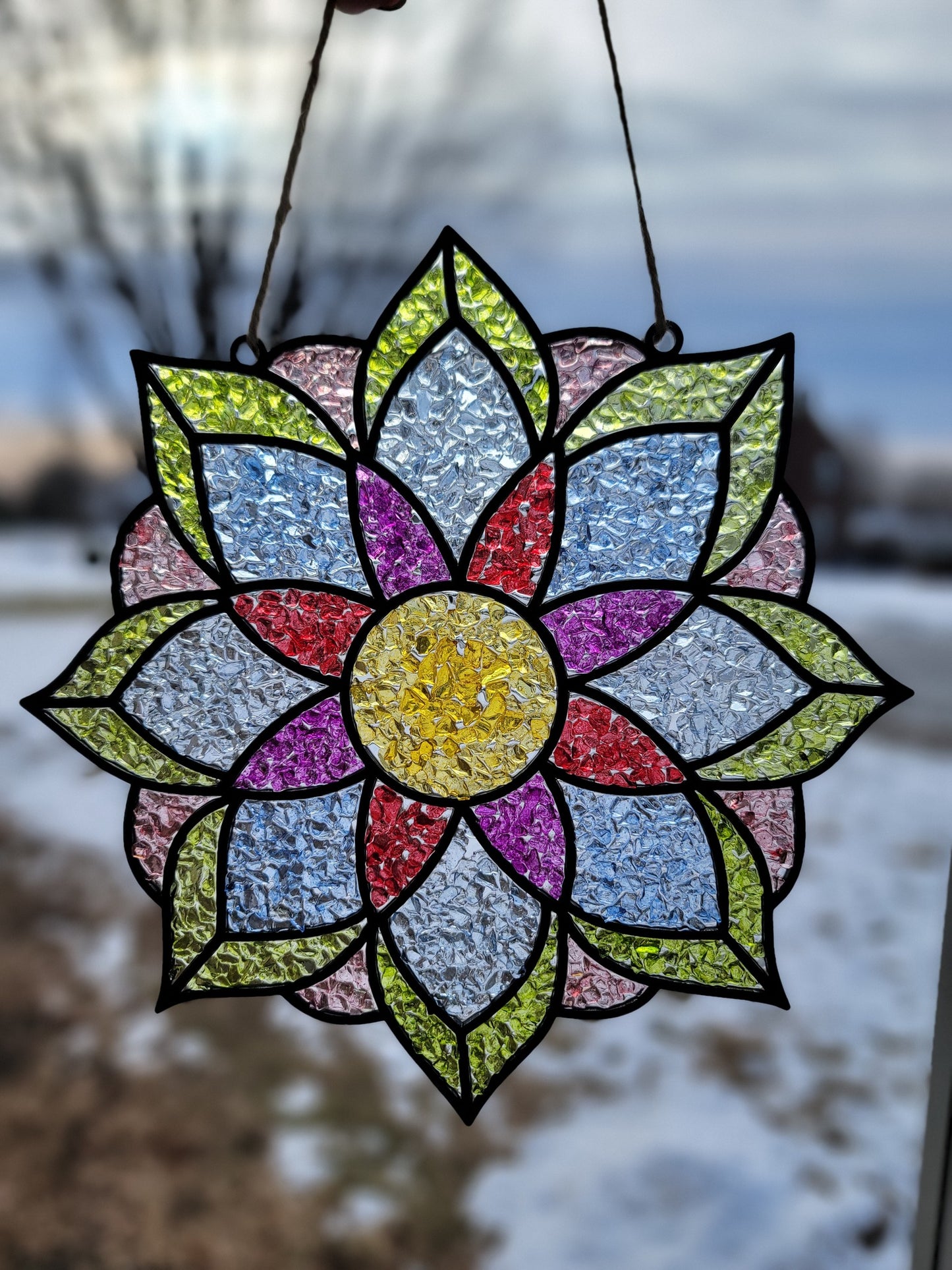 10/07/26 Crushed Glass Suncatchers Workshop 6pm