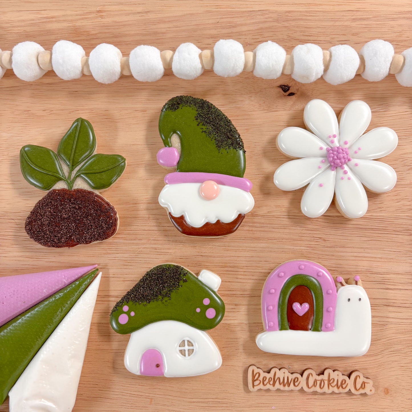 07/29/26 Cookie Decorating Workshop with Beehive Cookie Co 6pm