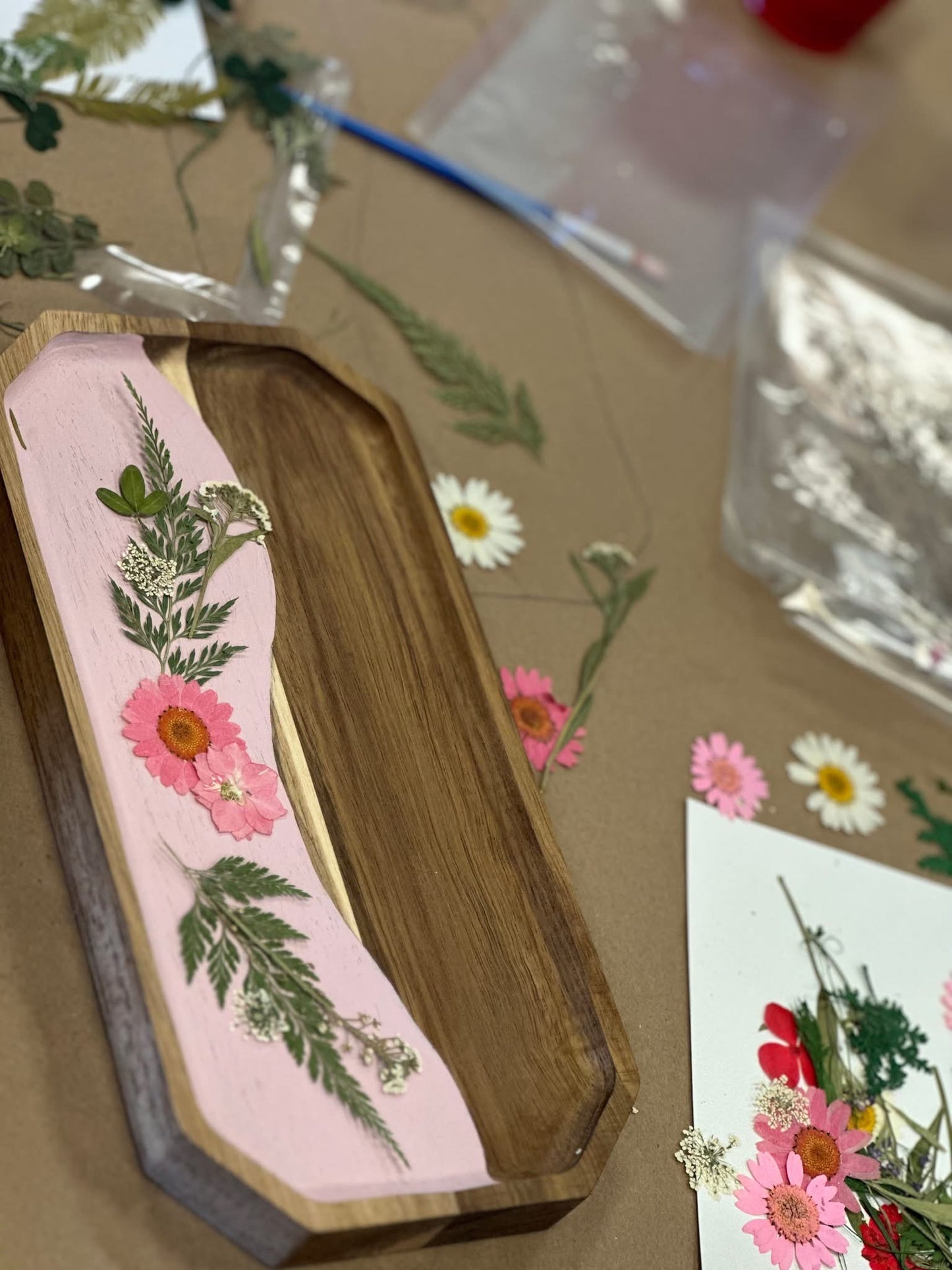 01/23/26 Resin Wildflower Tray Workshop 6pm
