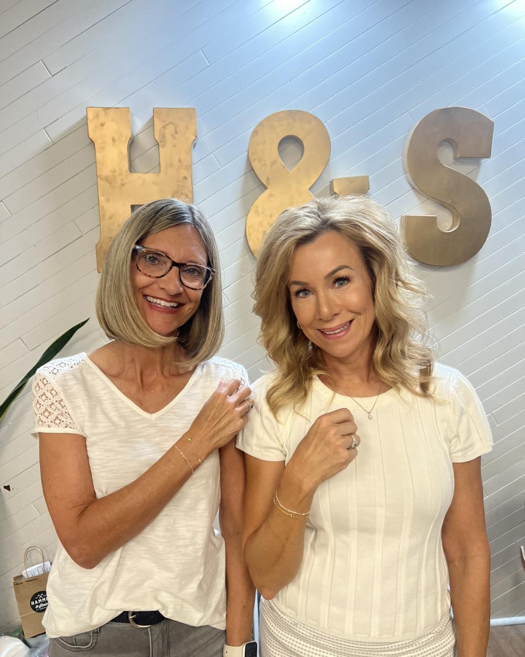 11/10/25 Permanent Jewelry at Scoops on the Square 5:30p-7:30p