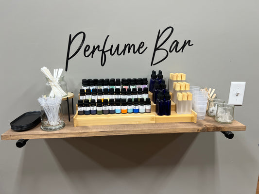 11/08/24 Pour & Pour Ladie's Night with Permanent Jewelry 6p