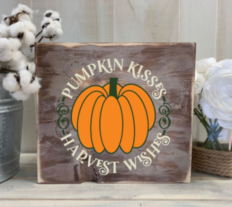 08/15/25 Wood & Wine Ladies Night Workshop $30 6pm